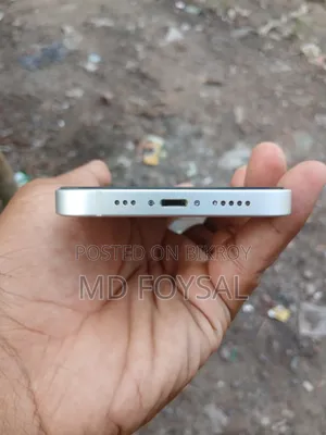 অ্যাপল আইফোন ১৩ ১২৮ জিবি হোয়াইট