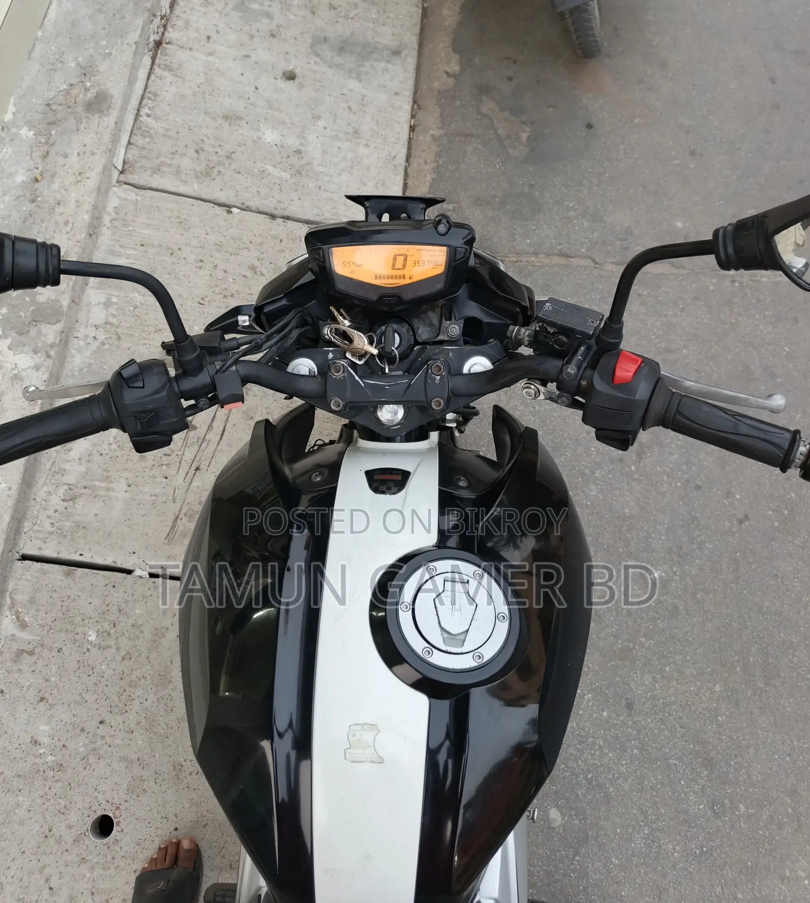 টিভিএস আপাচি আরটিআর ১৬০ ৪ভি ২০২১ ব্ল্যাক