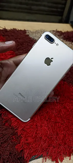 Apple iPhone 7 Plus 128 GB Gold