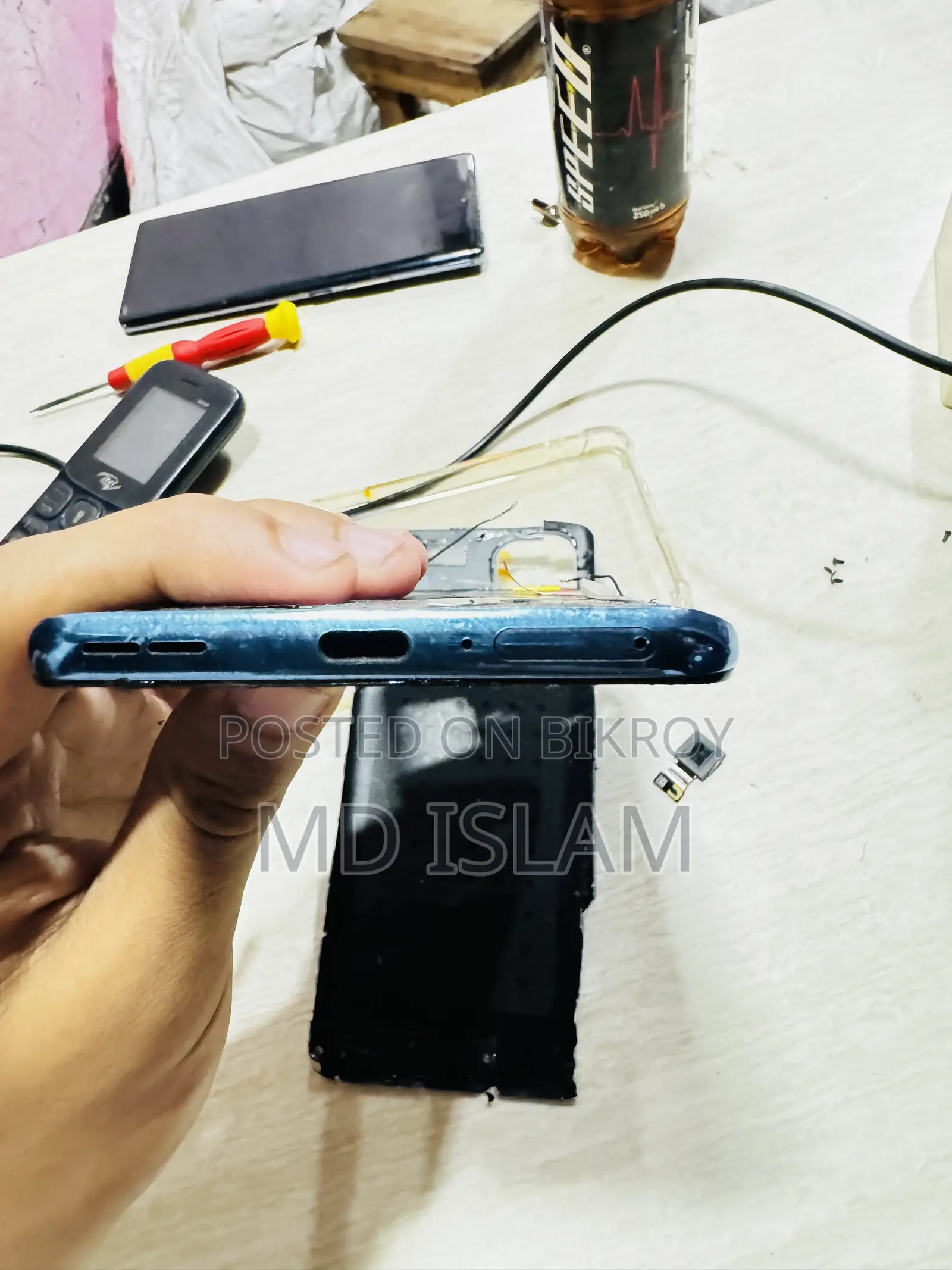 Phone Thing Item