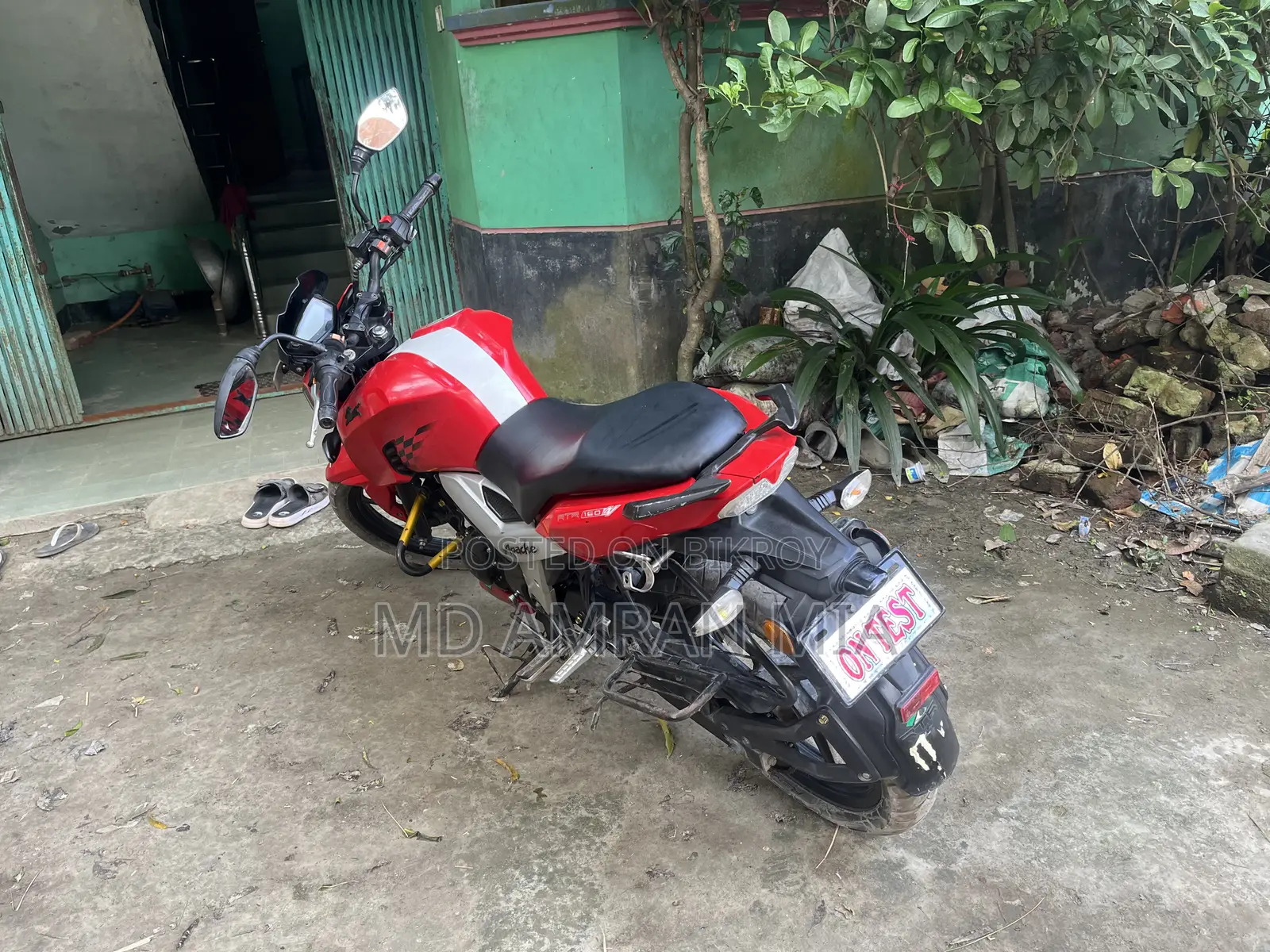 TVS Apache RTR 160 4V 2022 Red