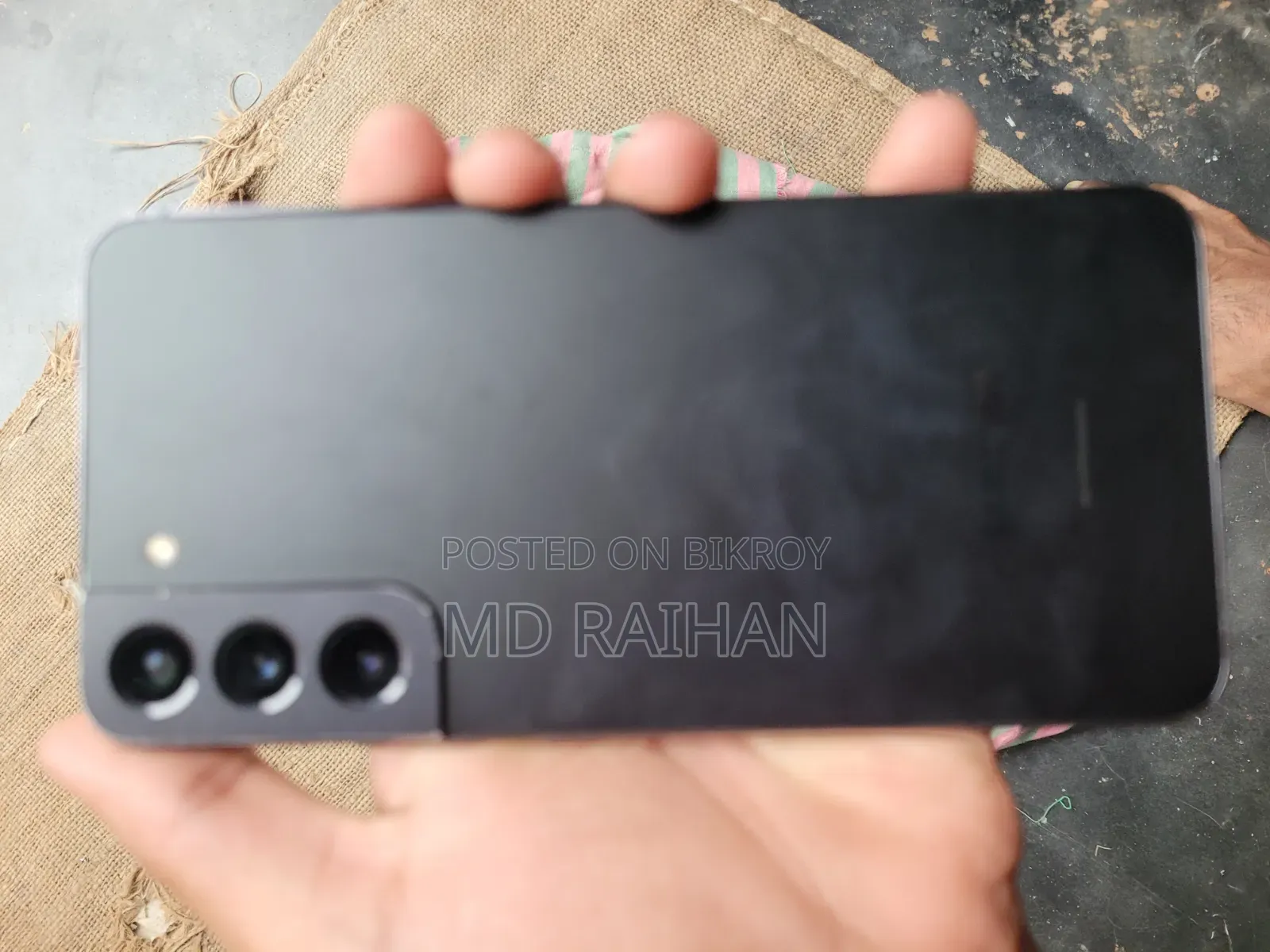 স্যামসাং গ্যালাক্সি এস২২+ ৫জি ১২৮ জিবি ব্ল্যাক