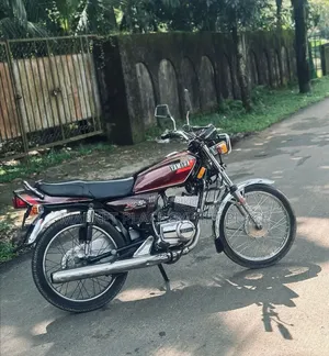 Yamaha 2000
