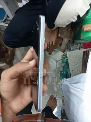 শাওমি রেডমি নোট ১৩ ২৫৬ জিবি হোয়াইট