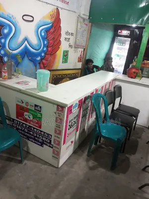 শপ ডেস্ক উইথ ক্যাশ কাউন্টার