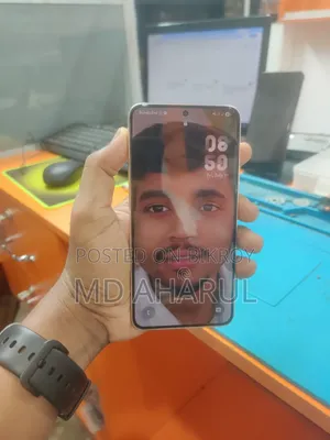 স্যামসাং গ্যালাক্সি এস২২ ৫জি ২৫৬ জিবি পিংক