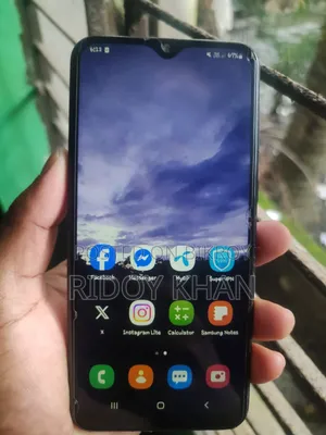 Samsung Galaxy M21 64 GB Black