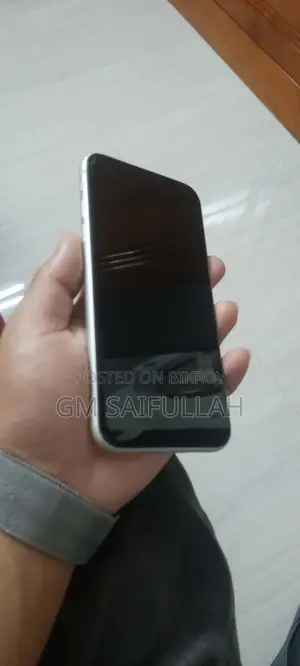 অ্যাপল আইফোন এক্সআর ৬৪ জিবি সাদা
