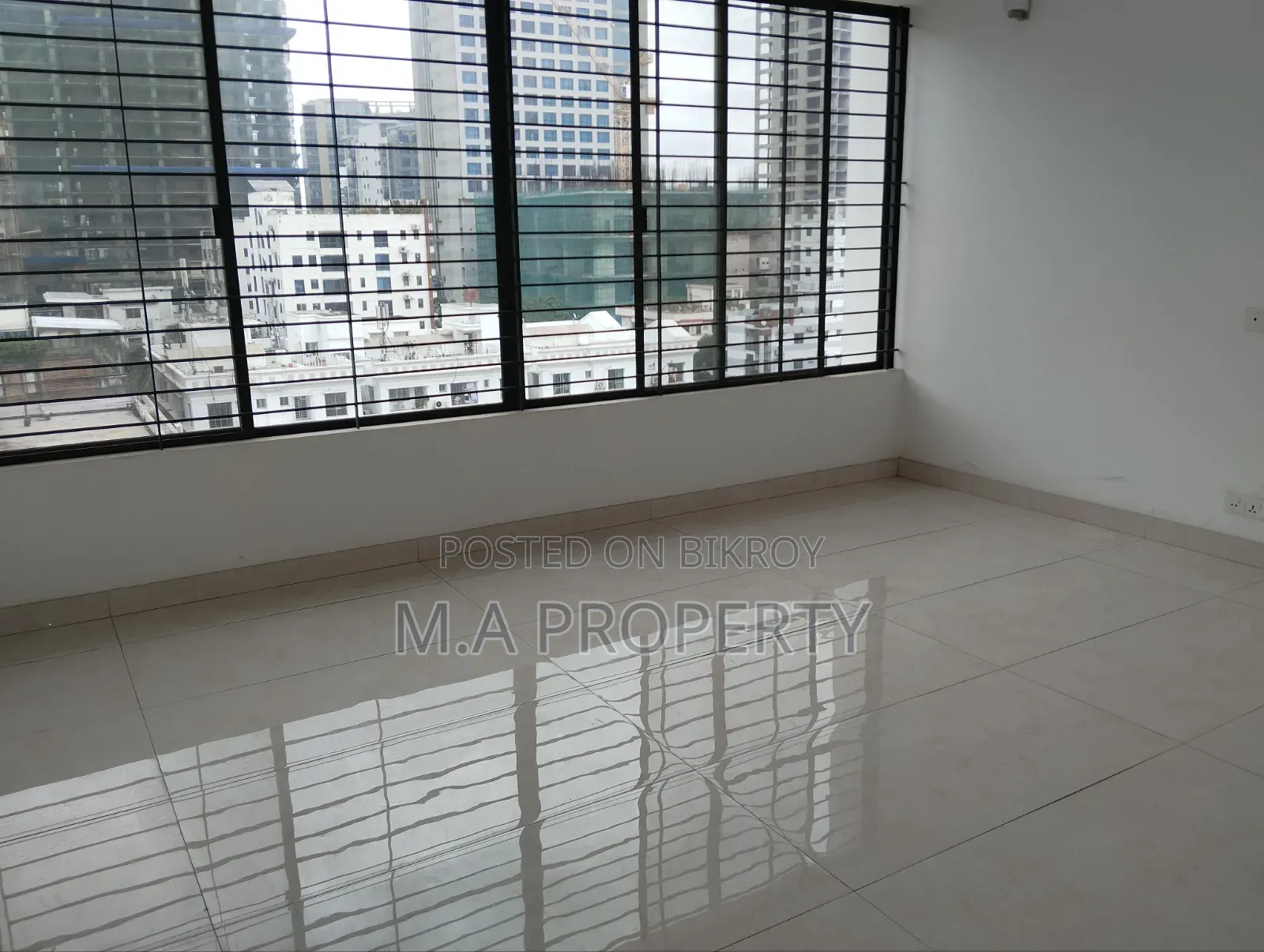 4 Bedroom Apartment in Impuri, Gulshan for Rent