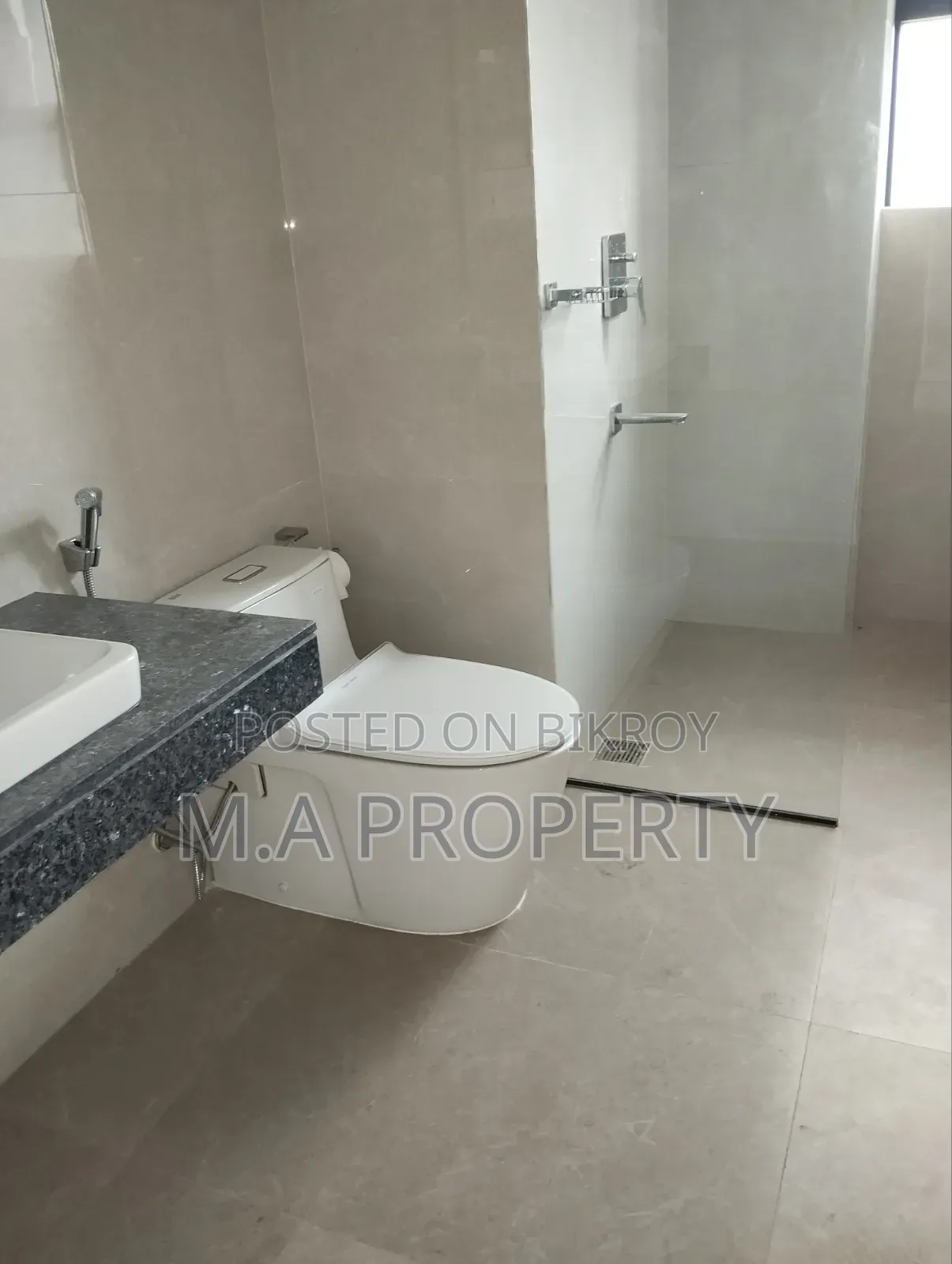 4 Bedroom Apartment in Impuri, Gulshan for Rent