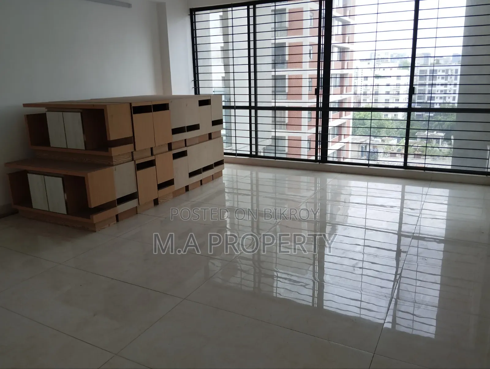 4 Bedroom Apartment in Impuri, Gulshan for Rent