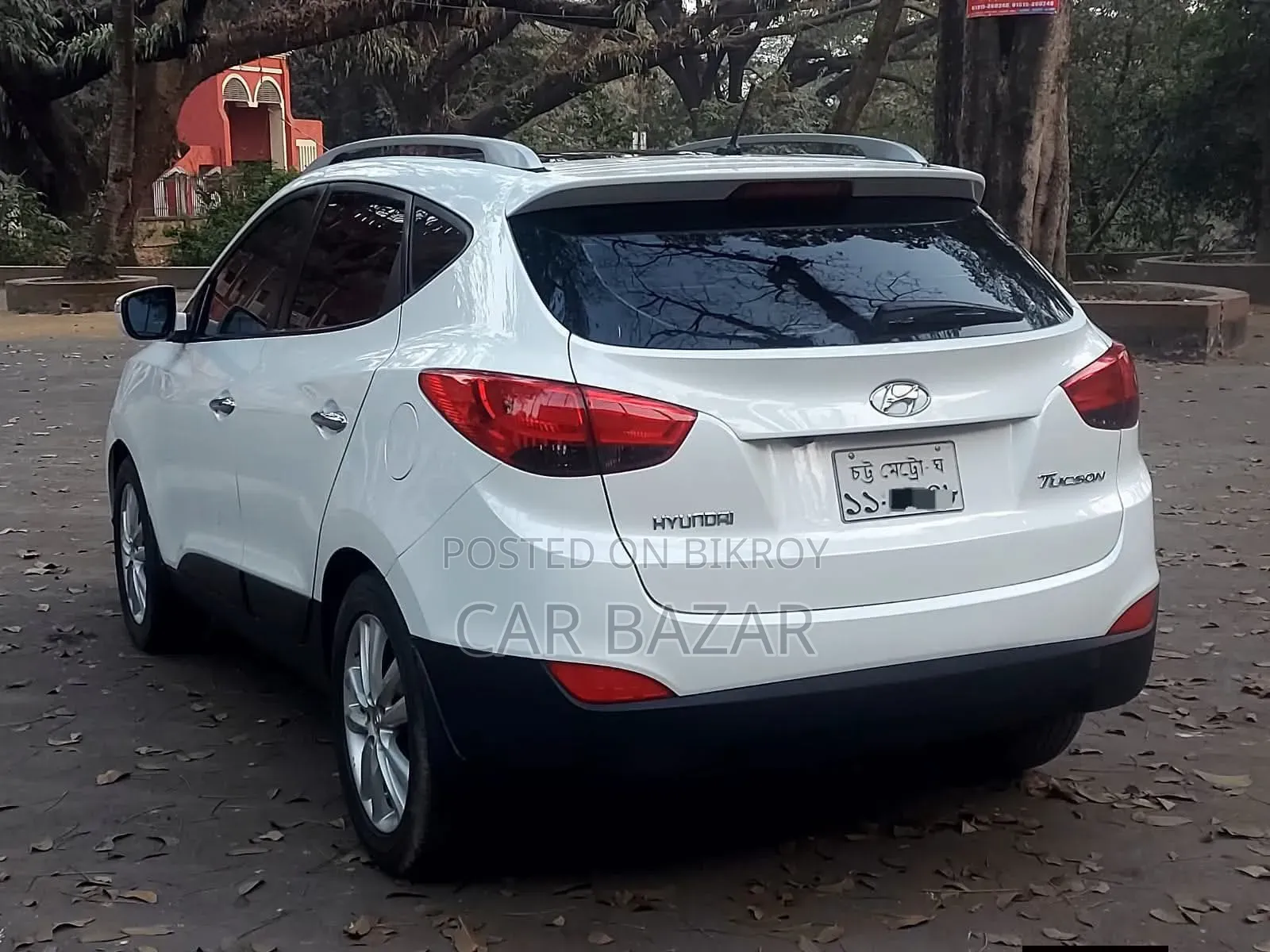 Hyundai Tucson Limited FWD 2011 White
