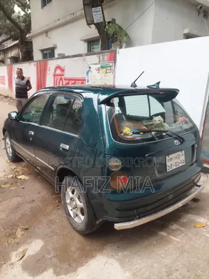 Toyota Starlet 1998