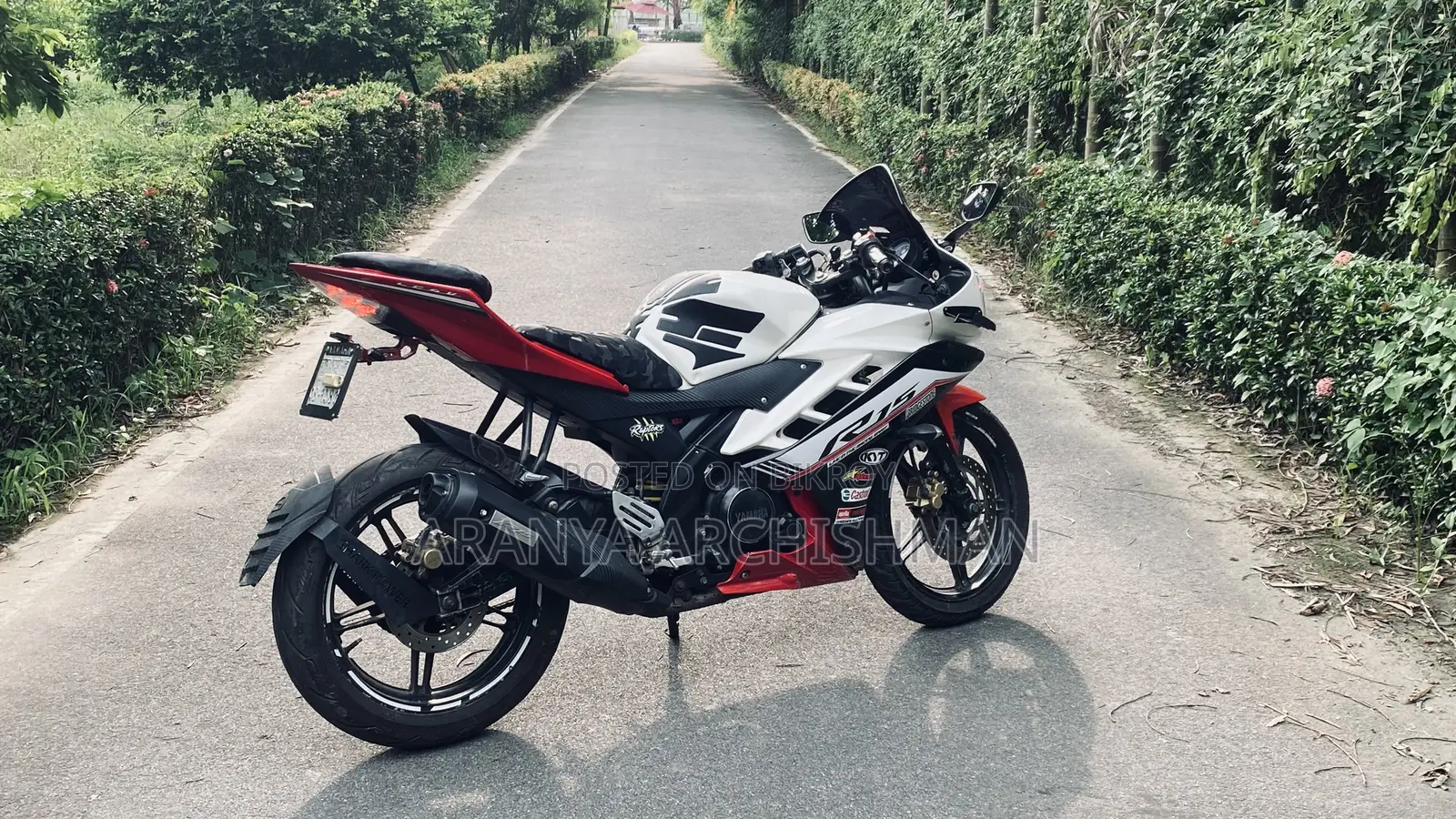 Yamaha R1 2017 White