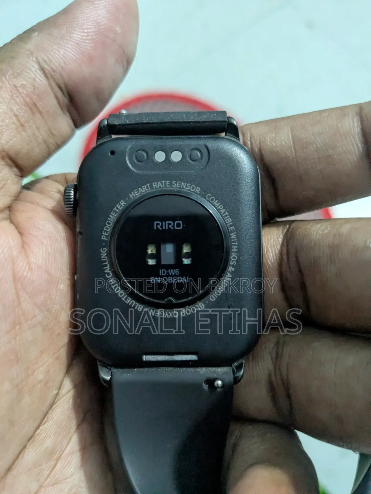 বিক্রির জন্য স্মার্টওয়াচ RIRO W6 Bluetooth Calling Smart Watch