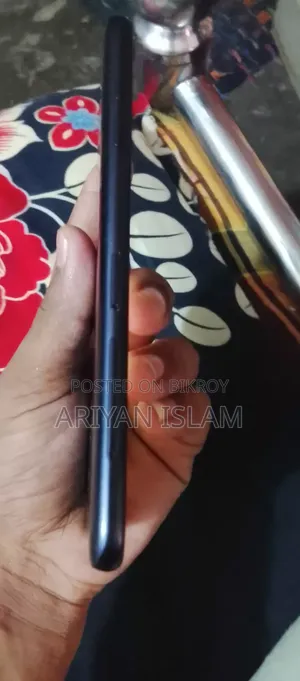 Samsung Galaxy J7 Pro 64 GB Black