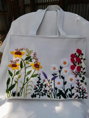 Ladies Handicraft Fashionable Bags
