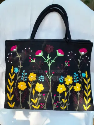 Ladies Handicraft Fashionable Bags
