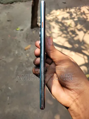 টেকনো ক্যামন ৪০ প্রো ফোরজি ২৫৬ জিবি গ্রিন