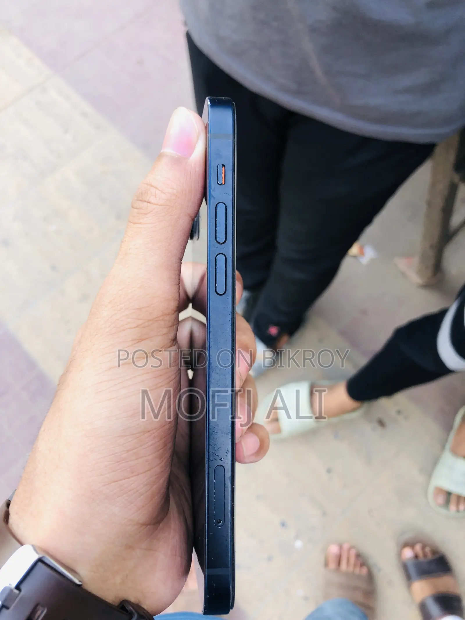 অ্যাপল আইফোন ১২ ১২৮ জিবি ব্ল্যাক