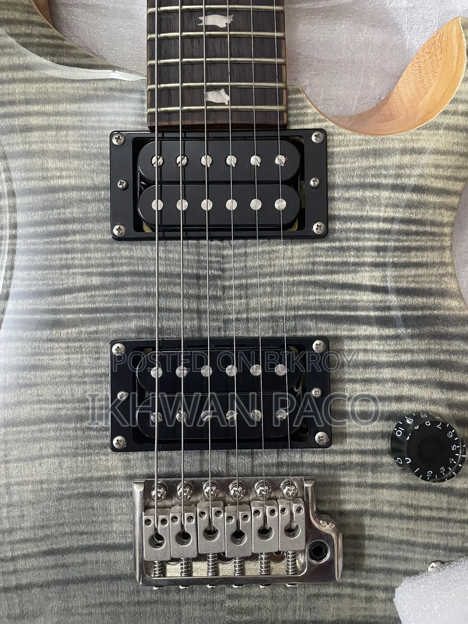 PRS Guitar SE Custom 24 Charcoal Burst Indonesia Made