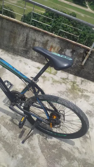 Core কোম্পানির বাইসাইকেল