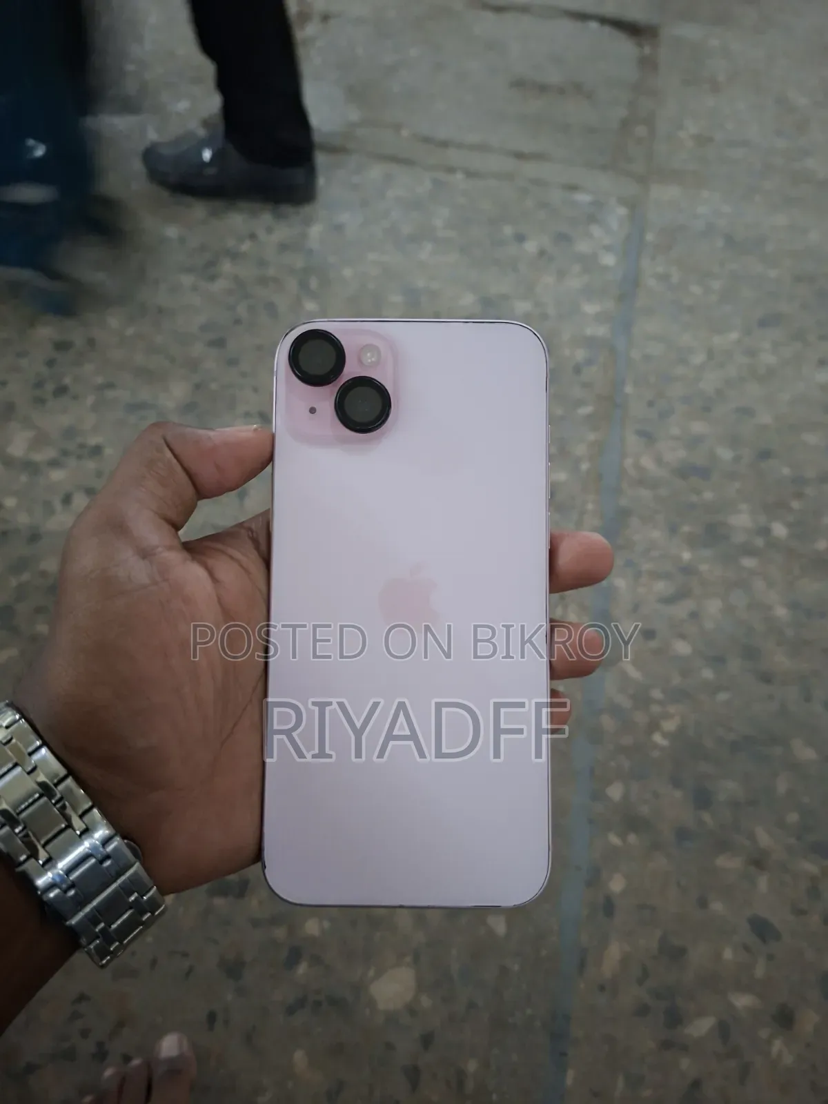 Apple iPhone 15 Plus 128 GB Pink