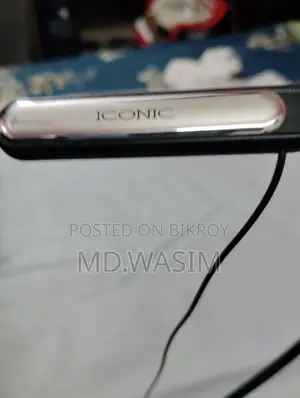 Iconic Bluetooth Earphone