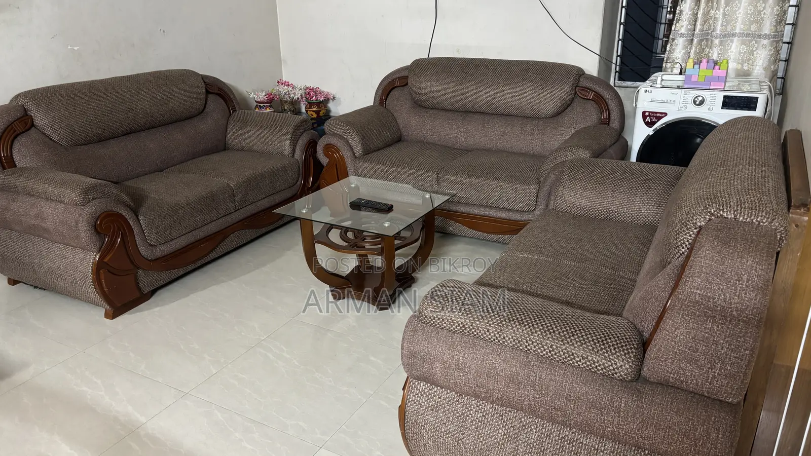 Sofa Sets With Central Table