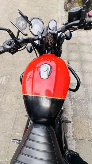 Royal Enfield Hunter 350 2025 Red