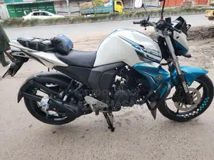 Yamaha FZS V2 2016