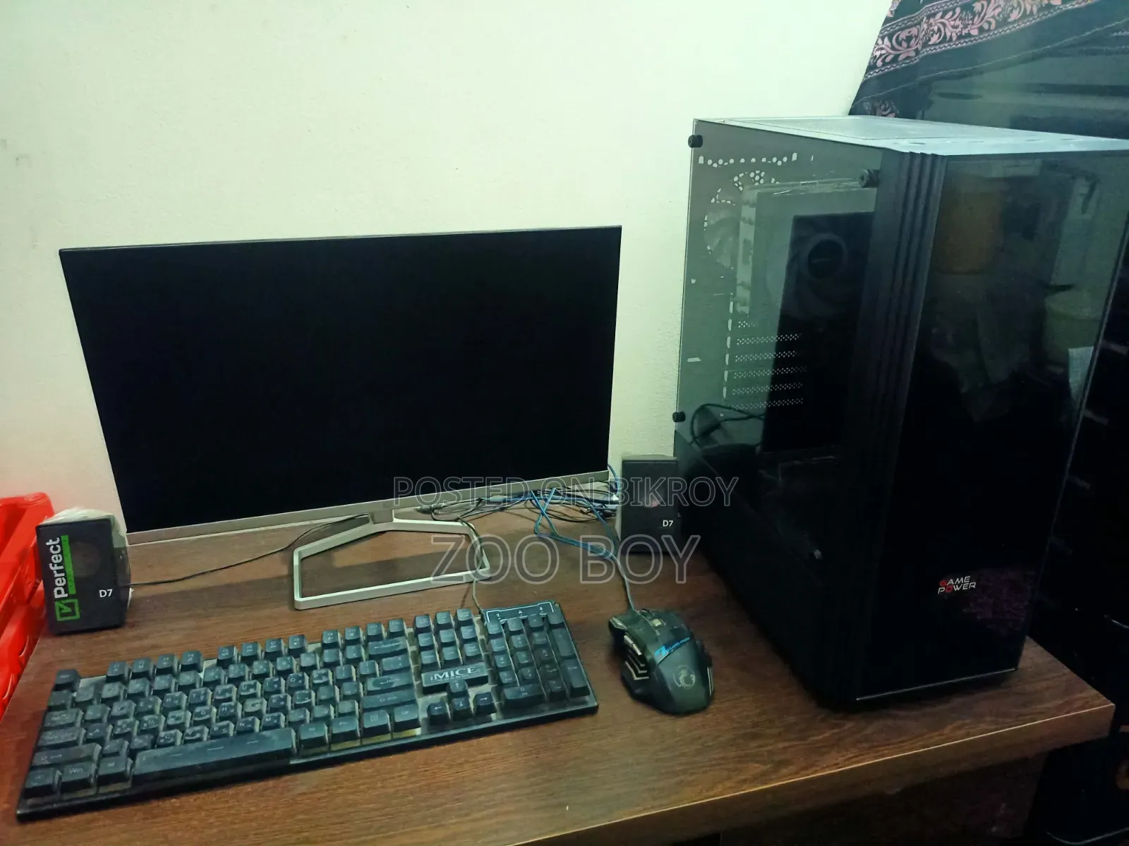 Desktop Computer MSI 16GB AMD Ryzen 5 SSD 500GB