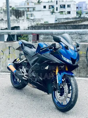 ইয়ামাহা আর১৫ ভি৩ ২০২০ ব্লু