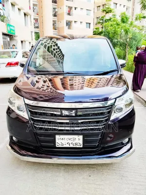 Toyota Noah 2.0 Four Wheel Drive (8 Seater) 2014 Maroon