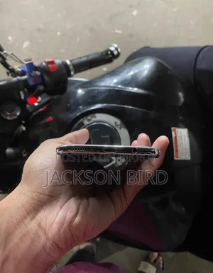 স্যামসাং গ্যালাক্সি এ৫০ ৬৪ জিবি সাদা