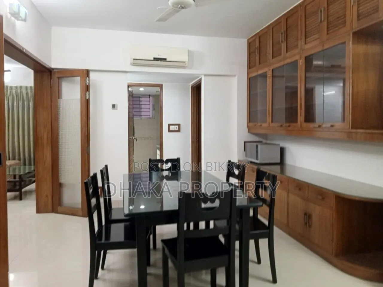 গুলশানে ভাড়ার জন্য আসবাবপত্রসহ ৩ বেডরুমের অ্যাপার্টমেন্ট