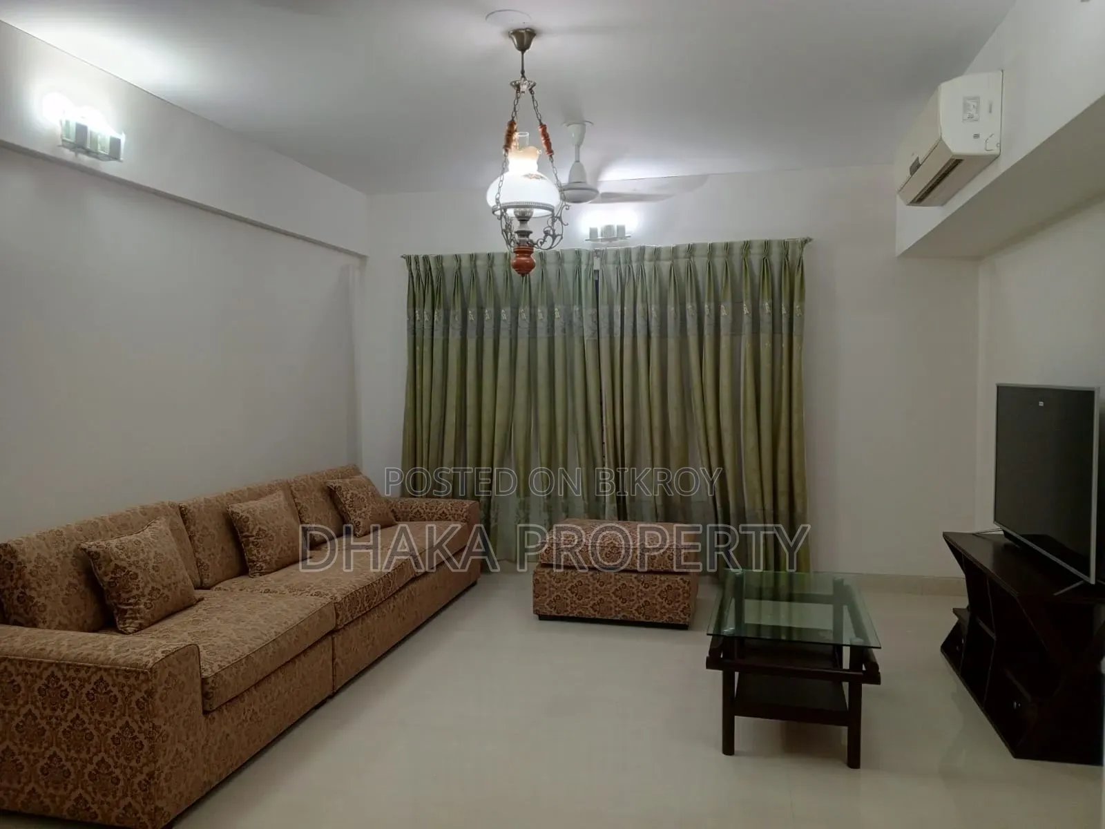 গুলশানে ভাড়ার জন্য আসবাবপত্রসহ ৩ বেডরুমের অ্যাপার্টমেন্ট
