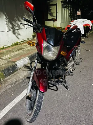 Runner Bullet 100 2016 Red