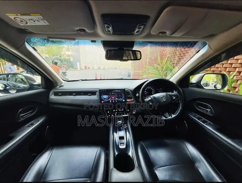 Honda Vezel 1.5 Hybrid 2WD 2015 Black