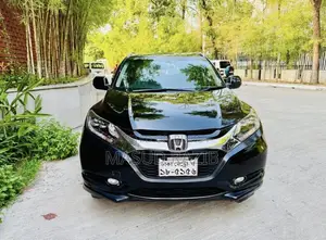 Honda Vezel 1.5 Hybrid 2WD 2015 Black