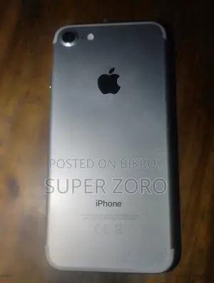Apple iPhone 7 32 GB Silver