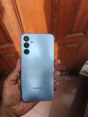 স্যামসাং গ্যালাক্সি এ১৫ ৫জি ১২৮ জিবি নীল