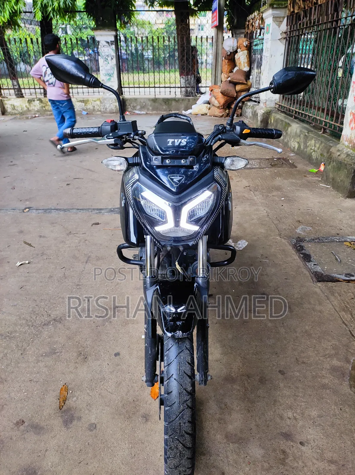 টিভিএস রাইডার ১২৫ ২০২২ ব্ল্যাক