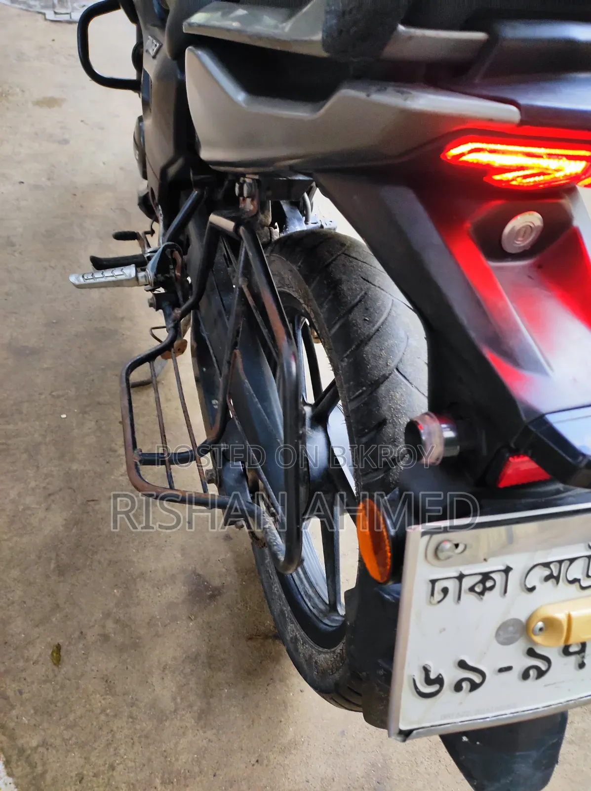 টিভিএস রাইডার ১২৫ ২০২২ ব্ল্যাক