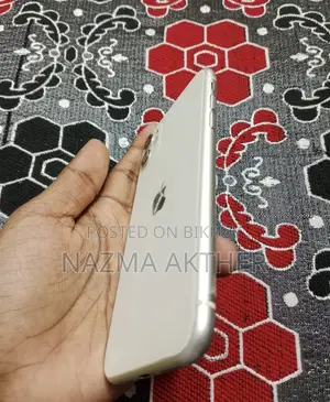 Apple iPhone 11 64 GB White