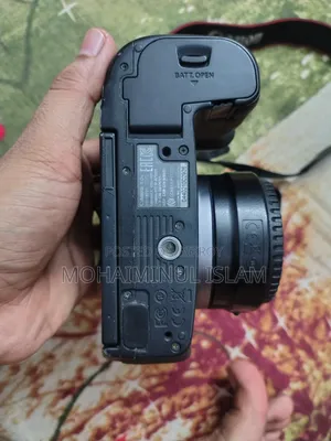 Canon EOS R Mirrorless Camera