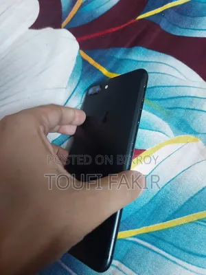 Apple iPhone 7 Plus 32 GB Black