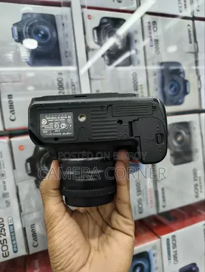 Nikon D7000 Camera With 50mm 1.8D Lens