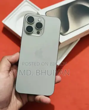 Apple iPhone 15 Pro Max 256 GB Silver