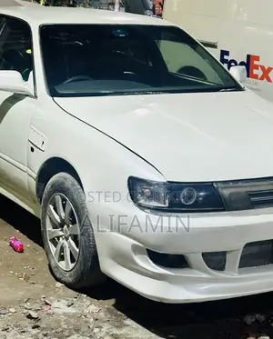 টয়োটা ভিস্তা ১৯৯৬ সাদা